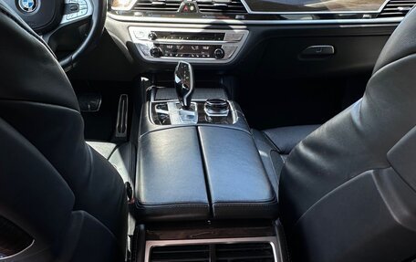 BMW 7 серия, 2018 год, 3 950 000 рублей, 7 фотография