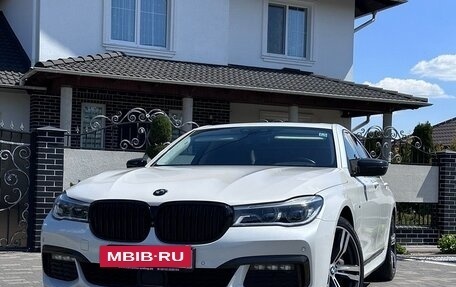 BMW 7 серия, 2018 год, 3 950 000 рублей, 2 фотография