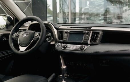 Toyota RAV4, 2014 год, 2 685 000 рублей, 10 фотография