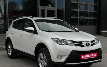 Toyota RAV4, 2014 год, 2 685 000 рублей, 3 фотография