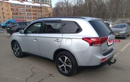 Mitsubishi Outlander III рестайлинг 3, 2013 год, 1 550 000 рублей, 3 фотография