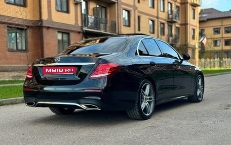Mercedes-Benz E-Класс, 2017 год, 3 750 000 рублей, 5 фотография