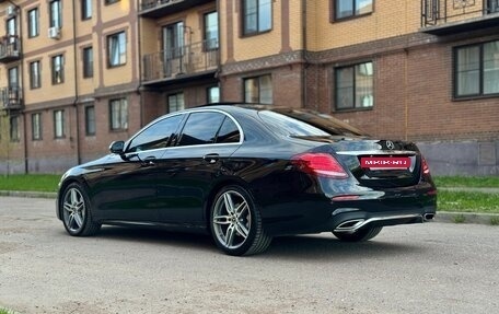 Mercedes-Benz E-Класс, 2017 год, 3 750 000 рублей, 3 фотография