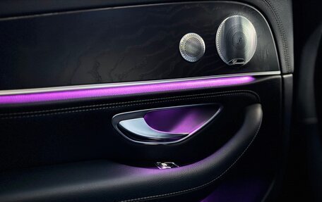 Mercedes-Benz E-Класс, 2017 год, 3 750 000 рублей, 21 фотография