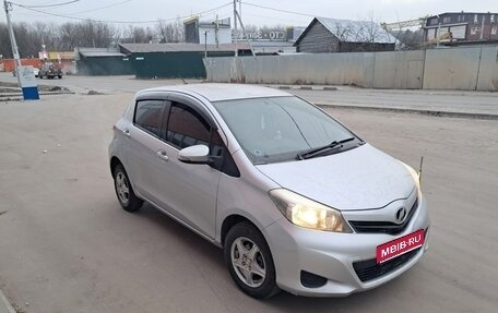 Toyota Vitz, 2011 год, 700 000 рублей, 1 фотография