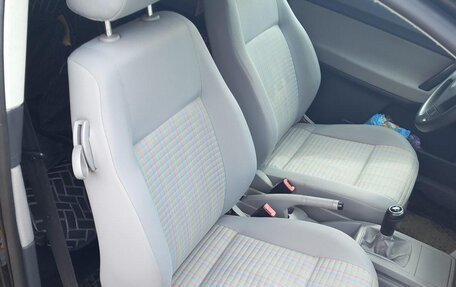 Volkswagen Polo IV рестайлинг, 2007 год, 250 000 рублей, 7 фотография