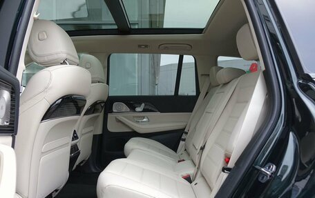 Mercedes-Benz GLS, 2023 год, 17 500 000 рублей, 28 фотография