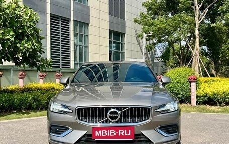 Volvo S60 III, 2021 год, 2 304 100 рублей, 2 фотография