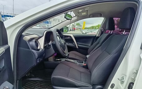 Toyota RAV4, 2015 год, 1 999 995 рублей, 9 фотография