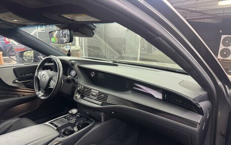 Lexus LS IV, 2018 год, 4 400 000 рублей, 17 фотография