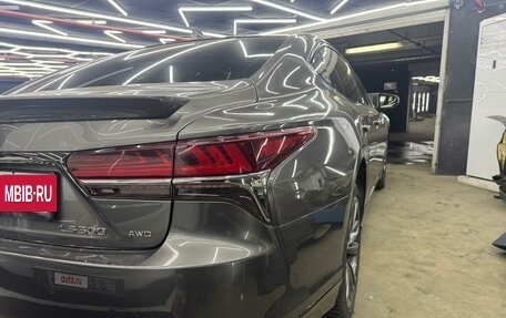 Lexus LS IV, 2018 год, 4 400 000 рублей, 29 фотография
