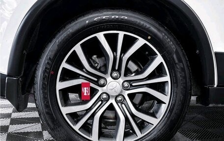Mitsubishi Outlander III рестайлинг 3, 2018 год, 1 749 000 рублей, 18 фотография
