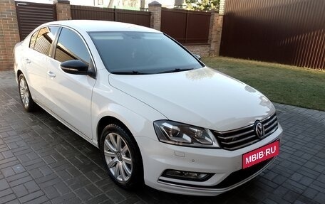 Volkswagen Passat B7, 2014 год, 1 290 000 рублей, 3 фотография