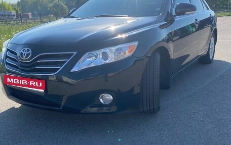 Toyota Camry, 2009 год, 1 499 000 рублей, 2 фотография
