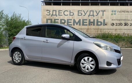 Toyota Vitz, 2013 год, 890 000 рублей, 22 фотография