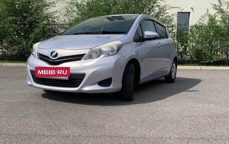 Toyota Vitz, 2013 год, 890 000 рублей, 38 фотография