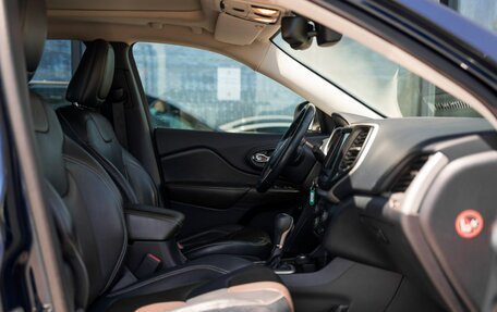 Jeep Cherokee, 2014 год, 1 449 000 рублей, 24 фотография