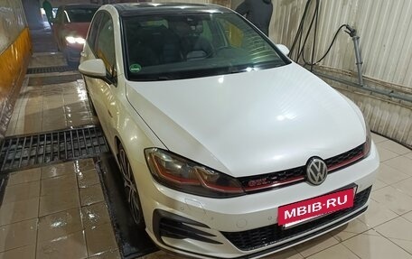 Volkswagen Golf GTI VII, 2018 год, 2 900 000 рублей, 3 фотография