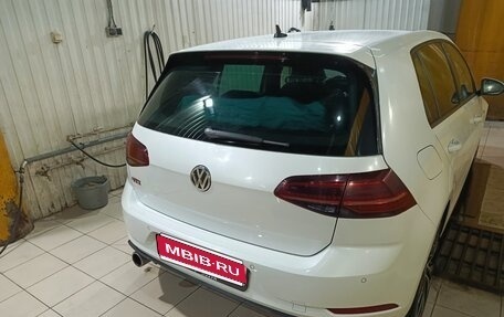 Volkswagen Golf GTI VII, 2018 год, 2 900 000 рублей, 4 фотография