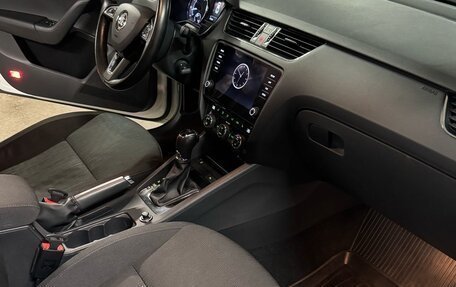 Skoda Octavia, 2017 год, 1 370 000 рублей, 4 фотография