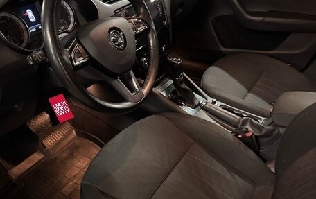 Skoda Octavia, 2017 год, 1 370 000 рублей, 5 фотография