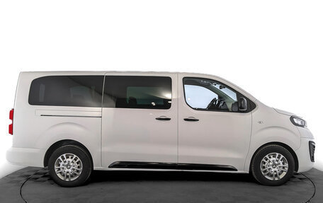 Peugeot Traveller I, 2021 год, 2 720 000 рублей, 3 фотография