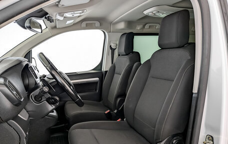 Peugeot Traveller I, 2021 год, 2 720 000 рублей, 20 фотография