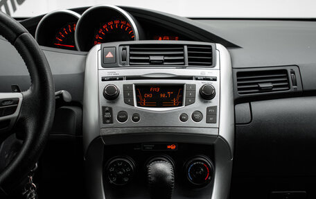 Toyota Verso I, 2012 год, 1 300 000 рублей, 14 фотография