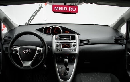 Toyota Verso I, 2012 год, 1 300 000 рублей, 10 фотография