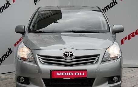 Toyota Verso I, 2012 год, 1 300 000 рублей, 2 фотография