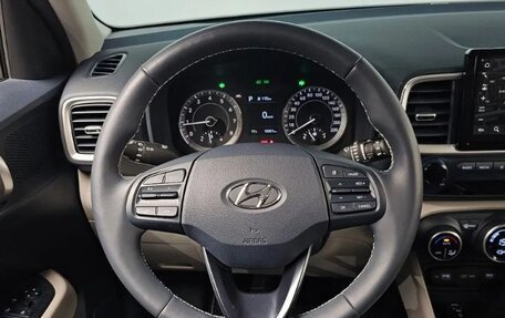 Hyundai Venue I, 2022 год, 1 800 000 рублей, 9 фотография