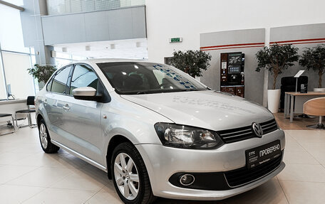 Volkswagen Polo VI (EU Market), 2013 год, 654 000 рублей, 3 фотография