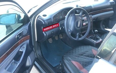 Audi A4, 2000 год, 400 000 рублей, 9 фотография