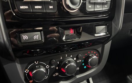 Renault Duster I рестайлинг, 2017 год, 1 340 000 рублей, 18 фотография