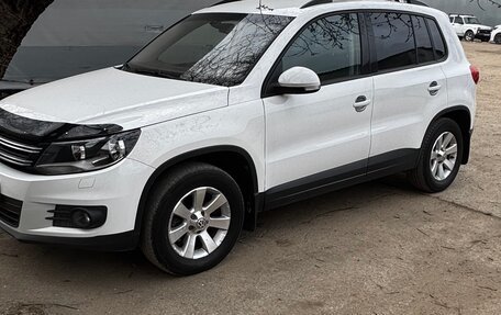 Volkswagen Tiguan I, 2011 год, 1 200 000 рублей, 1 фотография