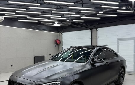 Mercedes-Benz E-Класс, 2021 год, 5 690 000 рублей, 1 фотография