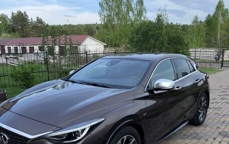 Infiniti Q30, 2016 год, 2 300 000 рублей, 1 фотография