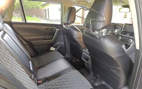 Toyota RAV4, 2019 год, 3 200 000 рублей, 1 фотография