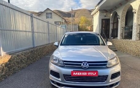 Volkswagen Touareg III, 2012 год, 2 200 000 рублей, 1 фотография