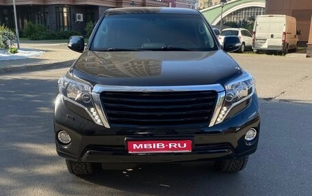 Toyota Land Cruiser Prado 150 рестайлинг 2, 2015 год, 3 600 000 рублей, 1 фотография