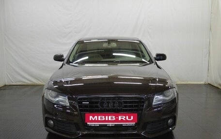 Audi A4, 2010 год, 900 000 рублей, 2 фотография