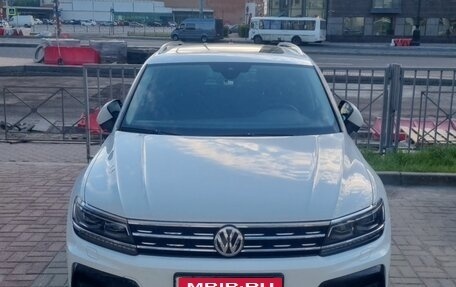 Volkswagen Tiguan II, 2019 год, 2 900 000 рублей, 1 фотография