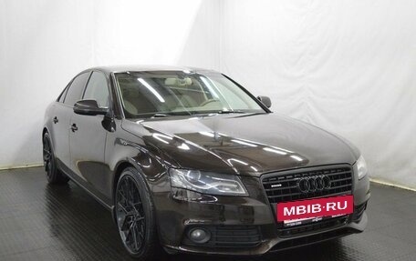 Audi A4, 2010 год, 900 000 рублей, 3 фотография