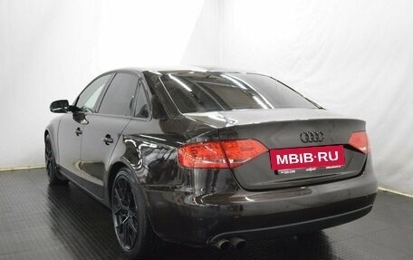 Audi A4, 2010 год, 900 000 рублей, 7 фотография