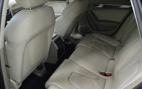 Audi A4, 2010 год, 900 000 рублей, 11 фотография