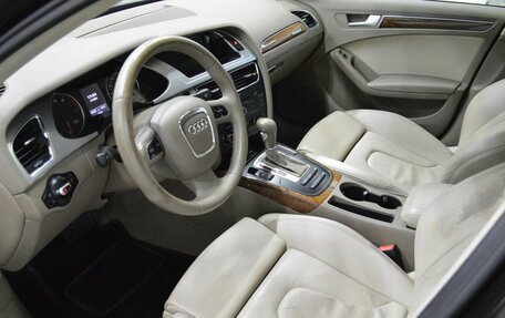 Audi A4, 2010 год, 900 000 рублей, 10 фотография