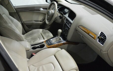 Audi A4, 2010 год, 900 000 рублей, 12 фотография