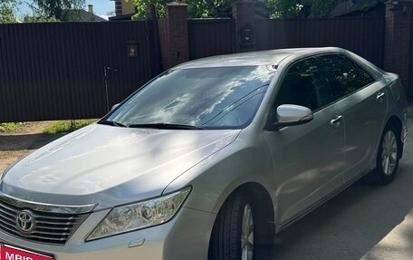 Toyota Camry, 2012 год, 2 200 000 рублей, 1 фотография