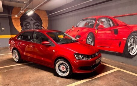 Volkswagen Polo VI (EU Market), 2012 год, 800 000 рублей, 2 фотография