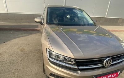 Volkswagen Tiguan II, 2017 год, 2 400 000 рублей, 1 фотография